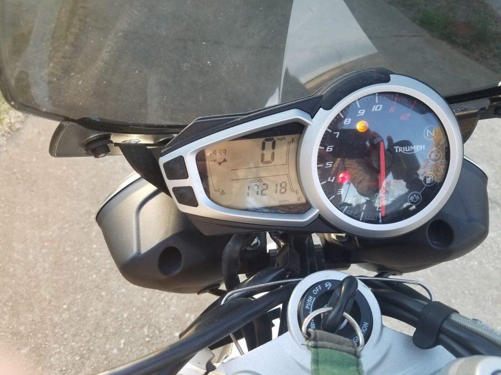 2013 Triumph Speed Triple in GREAT CONDITION