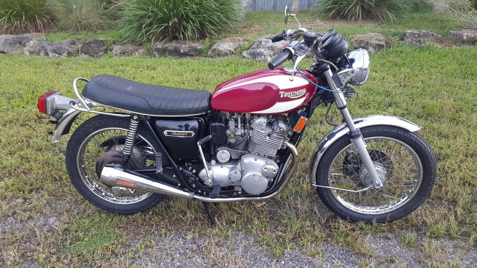 For sale: 1975 Triumph Trident T160 E start