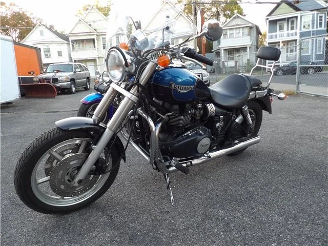2005 Triumph Bonneville TWIN