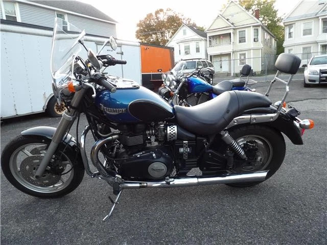 2005 Triumph Bonneville TWIN