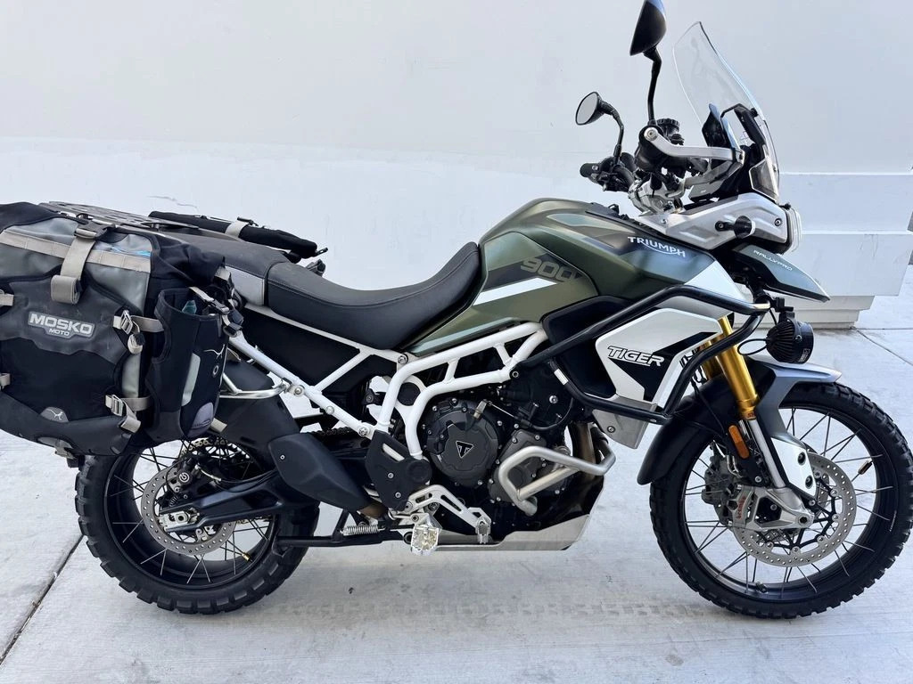 2022 Triumph Tiger 900 Rally Pro Matte Khaki Green