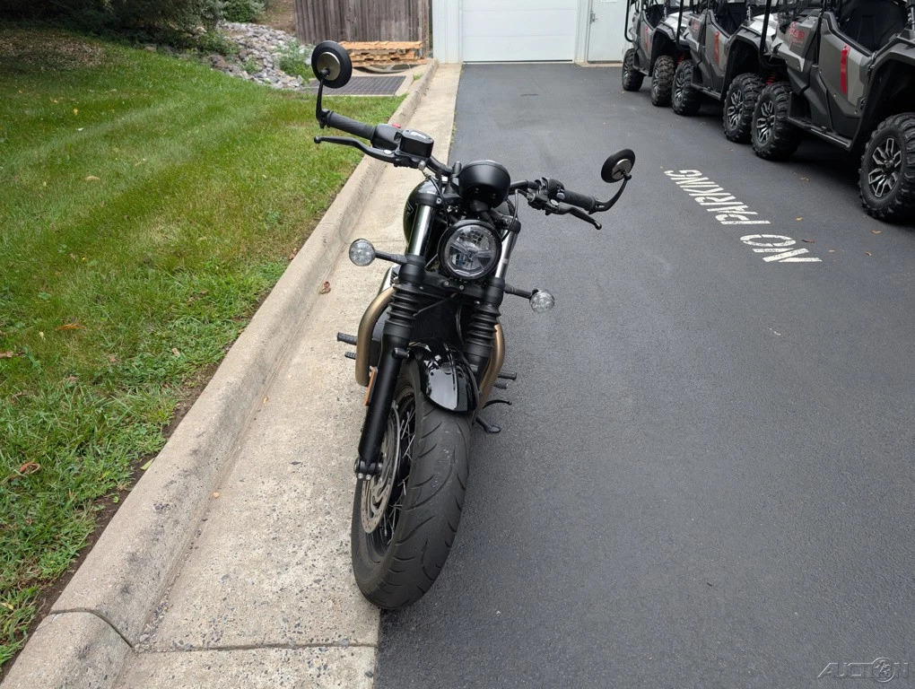 2023 Triumph Bonneville Bobber