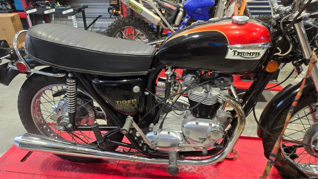 1972 Triumph Tiger TR6R 650 5 Speed Daily Rider Restored Amal Premiere Carb Nice
