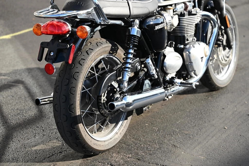 2020 Triumph Bonneville T120 Fusion White/aegean Blue