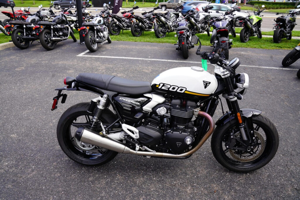 2025 Triumph Speed Twin 1200 Base