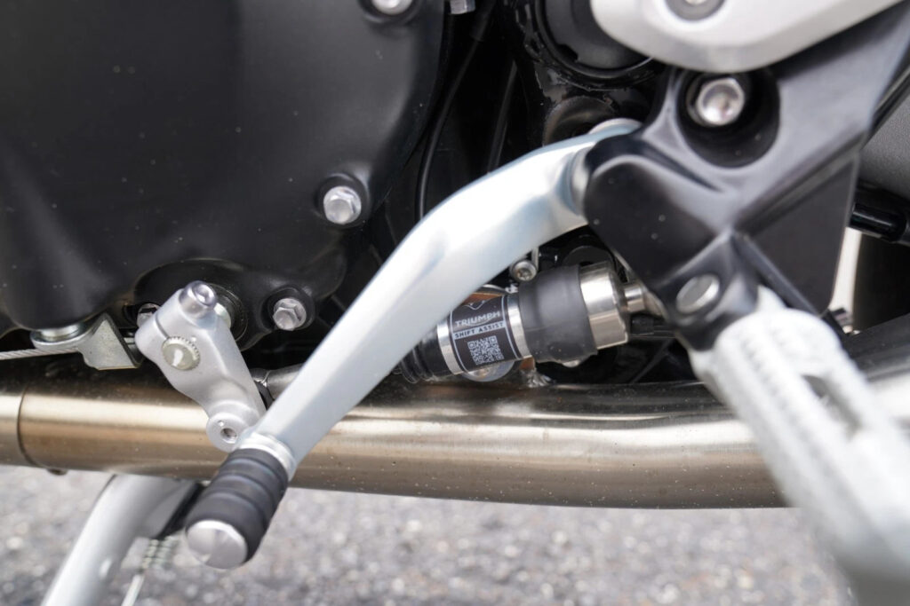 2025 Triumph Speed Twin 1200, Carnival Red / Sapphire Black with 447 Miles