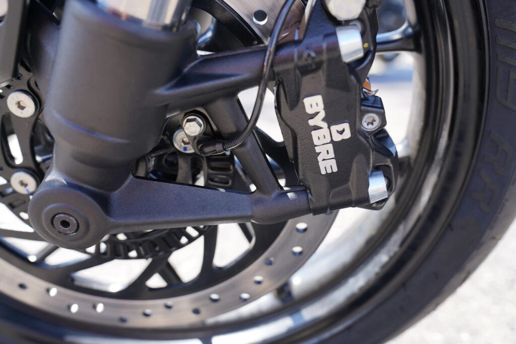 2026 Triumph Speed 400, Pearl Met White/phantom Black with 0 Miles