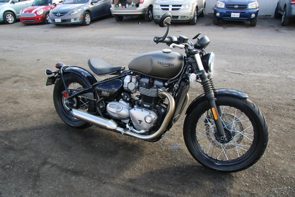 (oab) 2018 Triumph Bonneville Bobber Low Miles 1200cc Manual